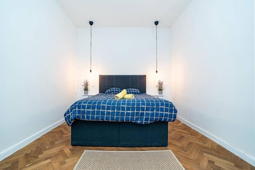 Elegant, Modern, 2-Bed Flat By Museum Of Prague Apartment ภายนอก รูปภาพ
