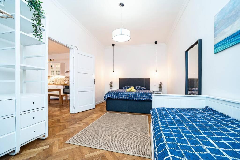 Elegant, Modern, 2-Bed Flat By Museum Of Prague Apartment ภายนอก รูปภาพ